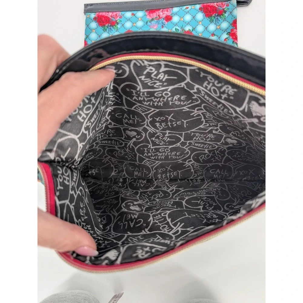 Betsey Johnson Rose Floral Makeup Pouch Set of 2 Travel Cosmetic Bags Retro Glam - Picture 5 of 10